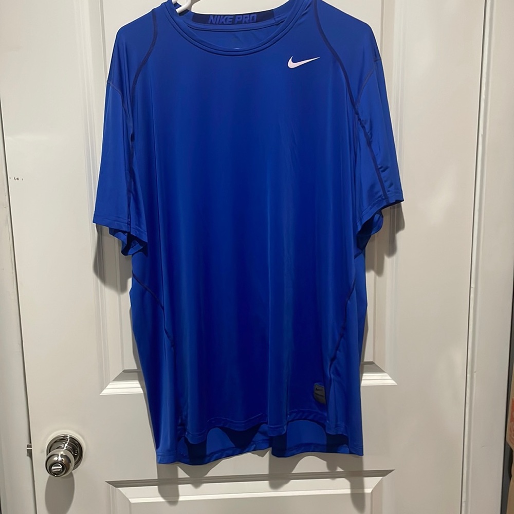 Men’s Nike dry fit T-shirt
